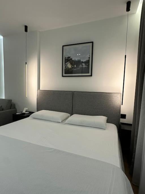 Elegant Studio - Tirana City Center 外观 照片
